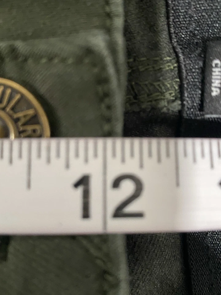 Lula roe Women’s Chino Pants skinny leg green zip up Size 42 Dark Green - Image 4 of 4