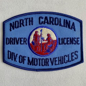 North Carolina Führerschein Div. Von Kraftfahrzeugen Aufnäher Patch Abzeichen 12x9cm