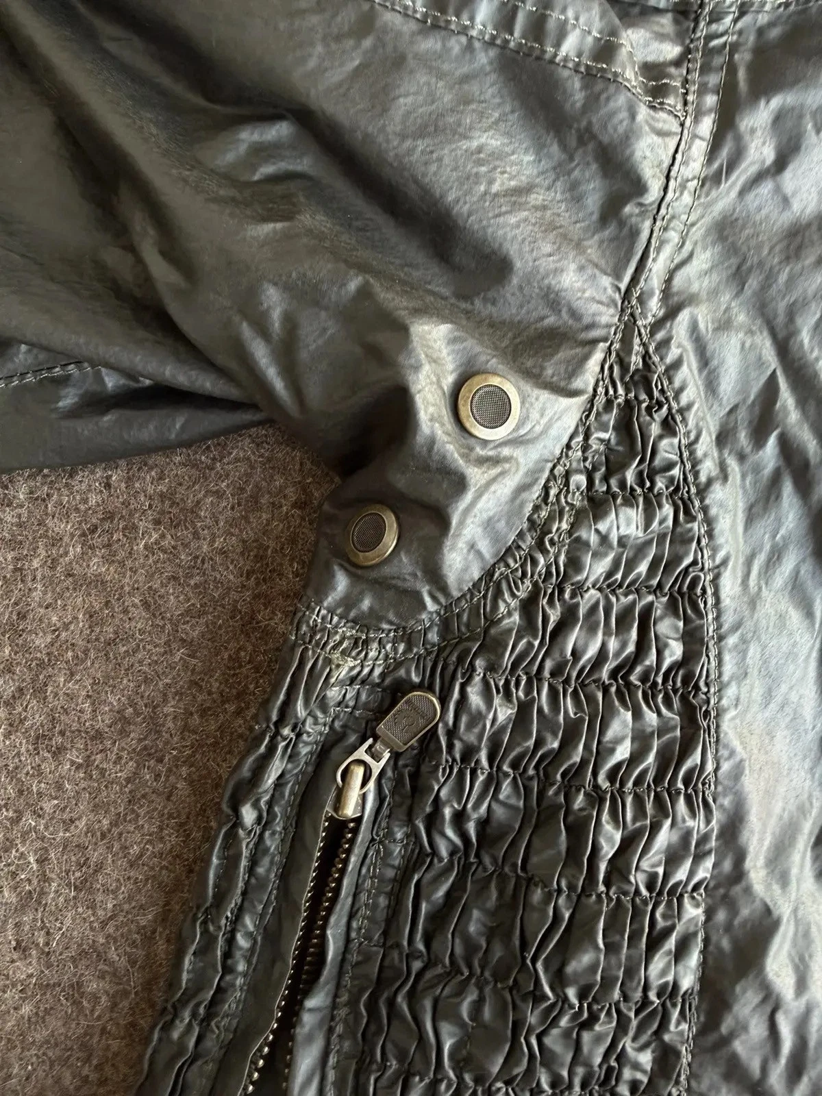 Belstaff Gangster 1969 Black Prince Label Coated Biker Jacket Dark Olive L - product detail image 6