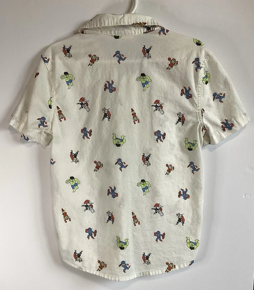 Camisa con botones Jumping Beans para niños Marvel Avengers manga corta marfil talla 5 Foto 2 de 4