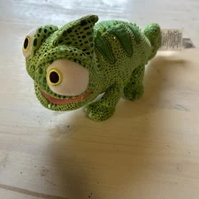 Disney Store Tangled Pascal The Chameleon Metallic Green 10" Plush Stuffed Toy 