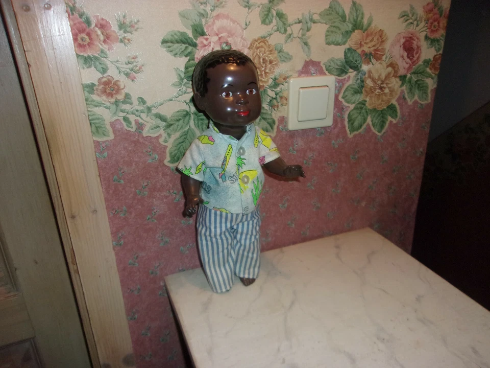 Nostalgie Schildkröt-Afrikaner-36 cm-Puppe-Repro-Classik Collection-doll-poupee - Bild 1 von 3