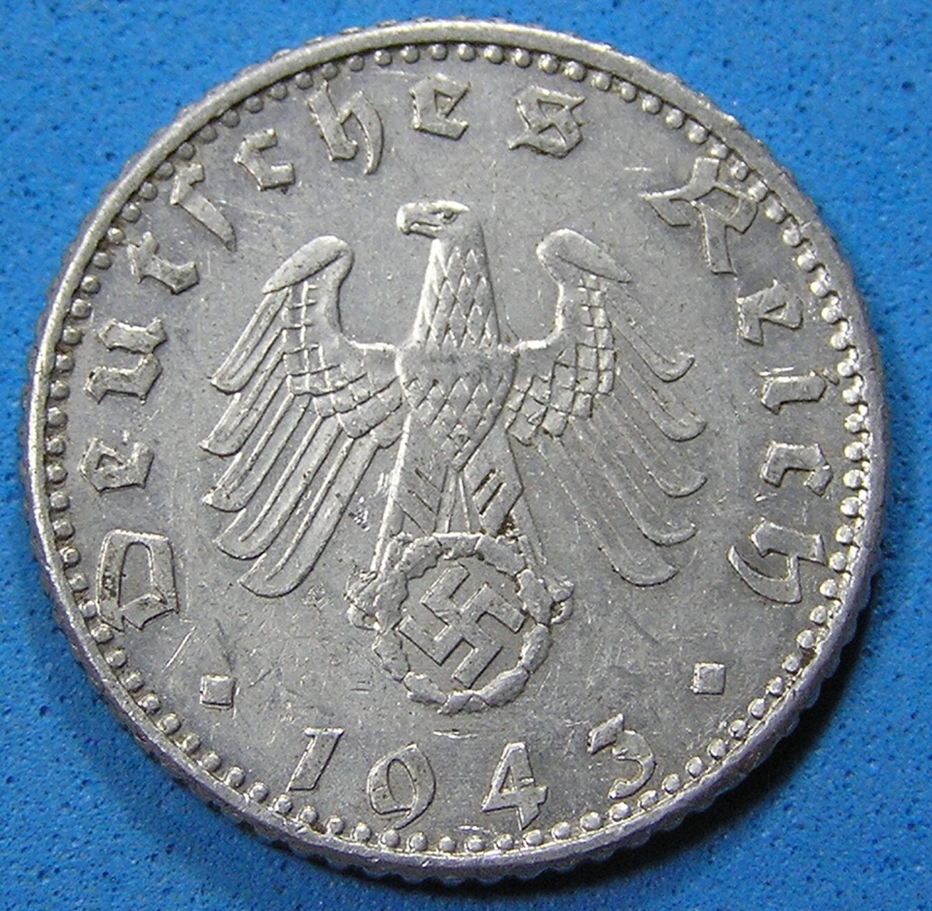Picture 1 of 2
