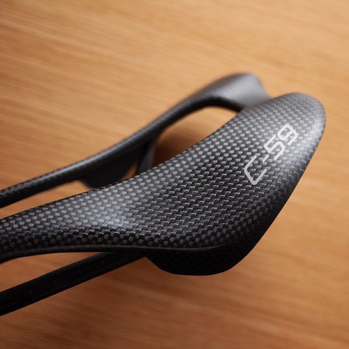 Sillín Selle Italia C59 carbono completo sin daños 60 g franqueo gratuito Reino Unido MCFK Tune AX - Imagen 10 de 19