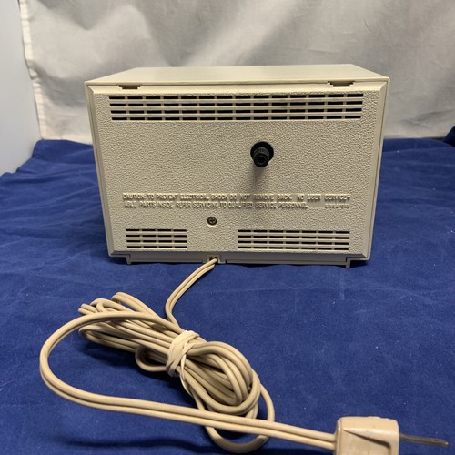 Vintage General Electric GE Mid-Century AM Radio Alarm Clock Model C1400A Beige - Picture 4 of 12
