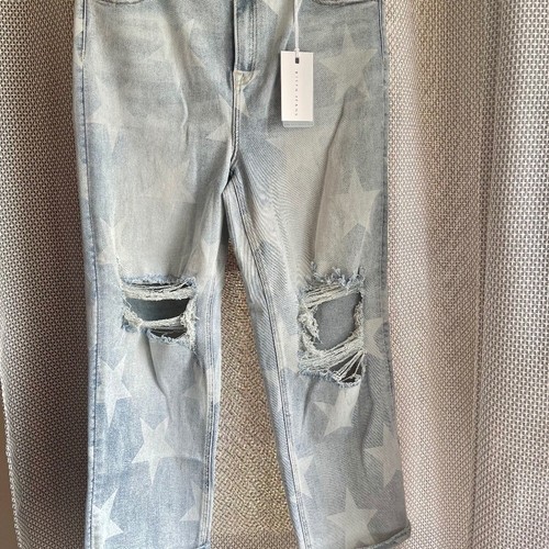 Risen High Rise Cropped *STAR* Jeans, Light Wash, Size 15/32
