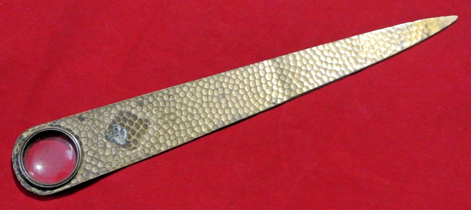 Vintage Metal Arts Co. Rochester NY Hammered Bronze Magnifier Lens
