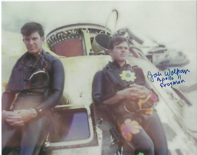 JOHN WOLFRAM NASA APOLLO 11 NAVY FROGMAN RECOVERY TEAM SIGNED 8 x 10 PHOTO