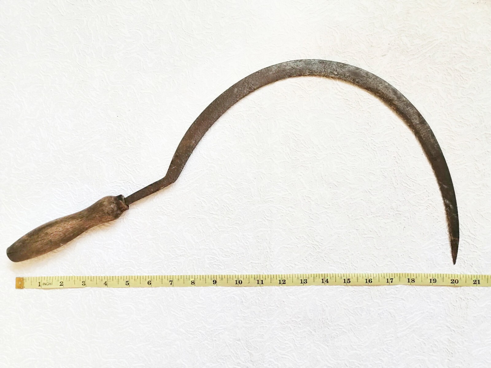 Antique Sickle Scythe Rusty Metal Primitive Farm Hand Tool Vintage
