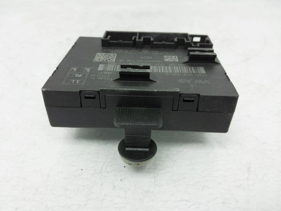 Módulo controlador de puerta Audi A3 2016-2018 sedán 5Q0-959-395-E Foto 4 de 4