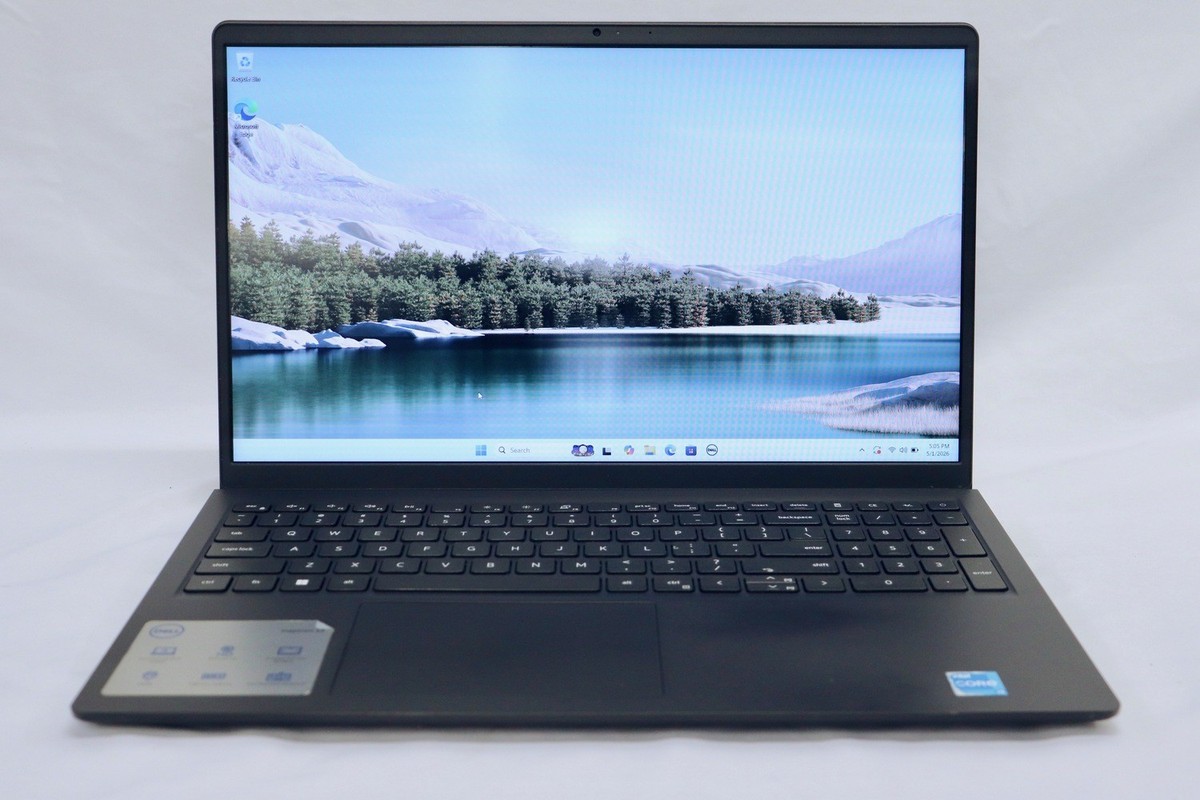 Dell Inspiron 15 3520 P112F 15.6