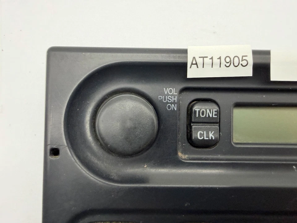 OEM 99-05 Ford E150 E250 E350 Econoline AM FM Radio Receiver Stereo Audio Player - Image 2 of 4