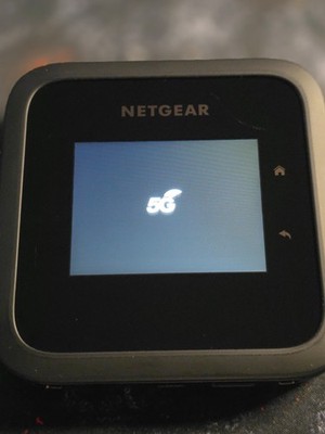 Netgear  Nighthawk M6 Pro MR6450-100EUS Gigabit 5G LTE Mobile Router