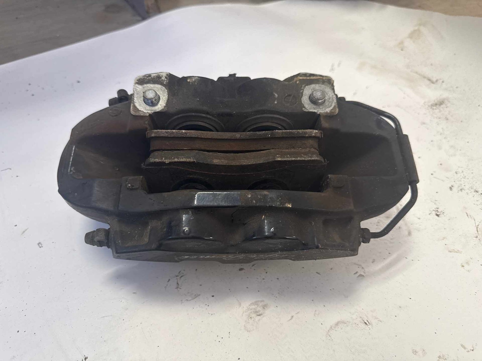 Maserati Ghibli 2016 Left Brake caliper
