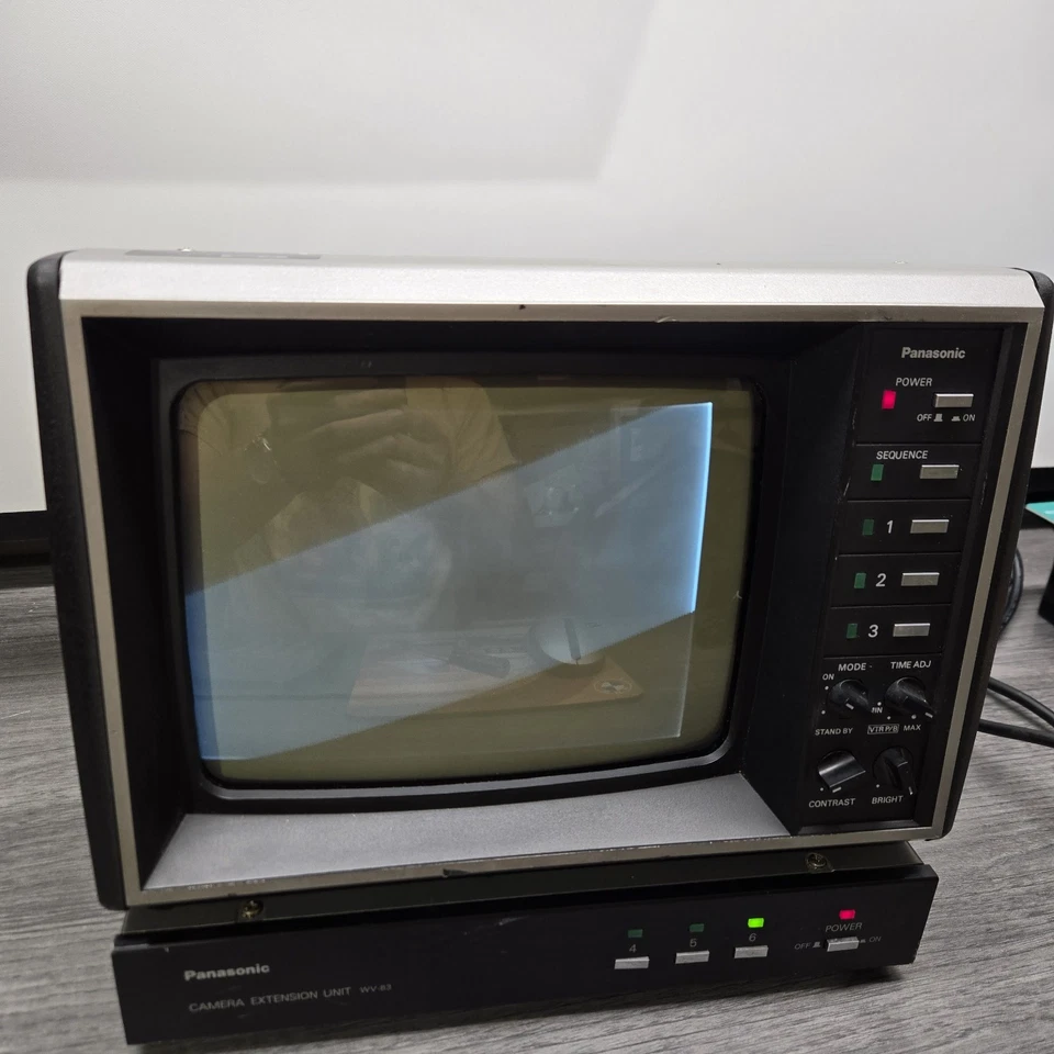 Made In Japan Panasonic Video Monitor WV-72 With WV-83 Camera Extension Unit - Image 2 of 4