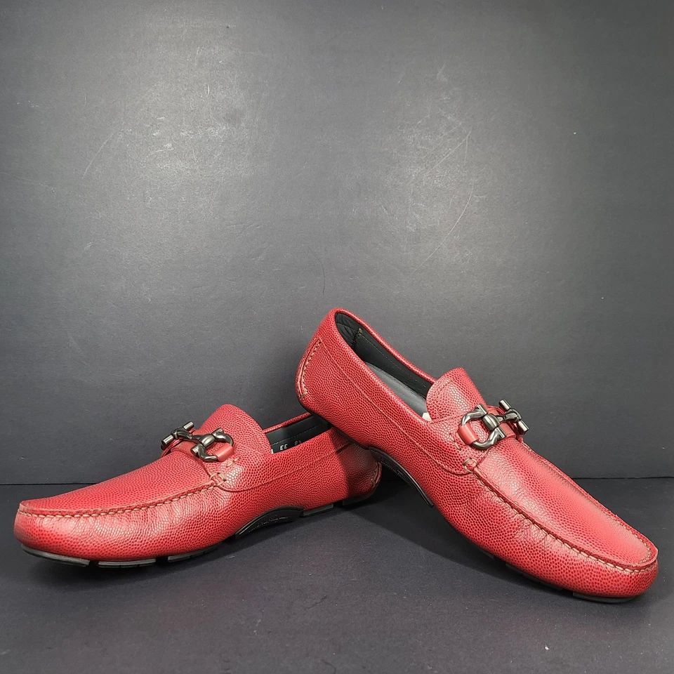 Driver masculino Salvatore Ferragamo com mocassins Gancini couro pebbled vermelho EUA 8,5 - Imagem 4 de 4