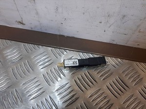 Audi A7 S7 4G 2013 Antennenverstärker Signalverstärker 4G8035225A ATV5160