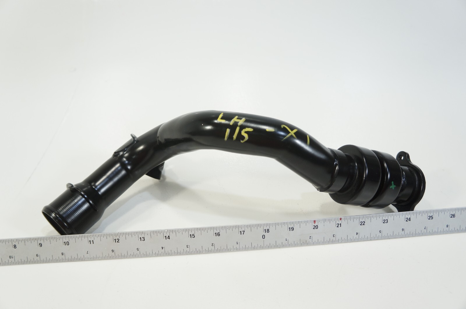 14-2020 maserati ghibli 3.0 left side turbo intercooler hose pipe pressure duct