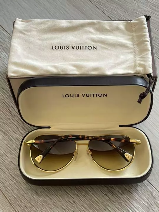 Louis Vuitton, Accessories, Louis Vuitton Grease Sunglasses 22 Authentic