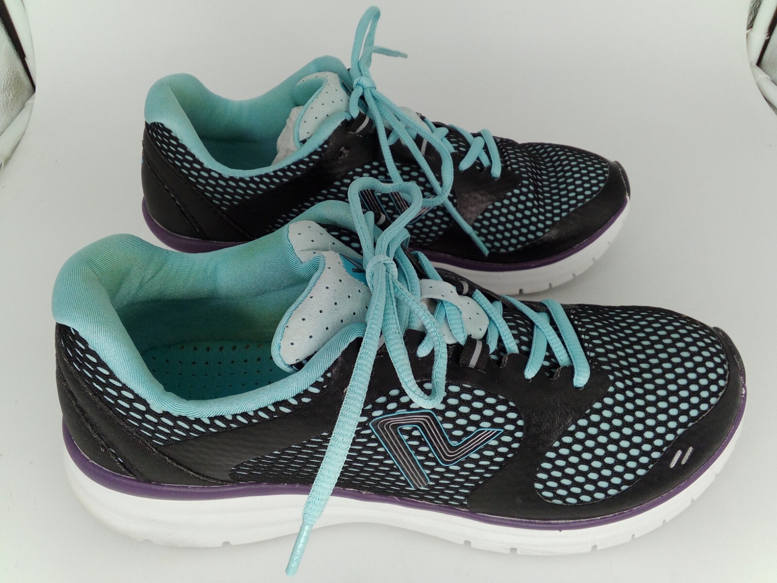 Vionic Elation1 Women's Active Sneaker, Black/Teal, 9 M