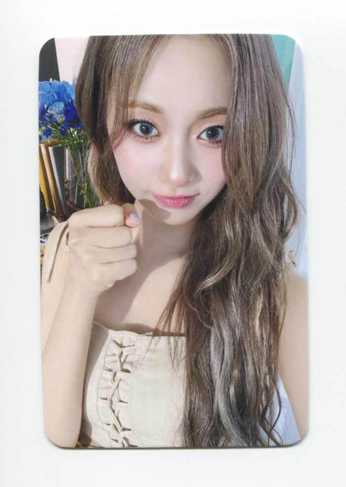 TZUYU - 1st Mini Album abouTZU [SOUNDWAVE] LUCKY DRAW EVENT