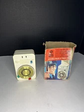 Vintage GE Home Sentry Home Security Variable Plug In Timer White Model 8133-002