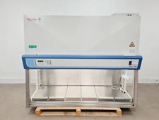 Thermo Fisher Safe 2020 1.8 Class 2 Biological Safety Cabinet Lab