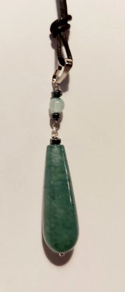 Ciondolo in argento 925 con pietra giada  verde a goccia, avventurina ematite  - Immagine 4 di 4