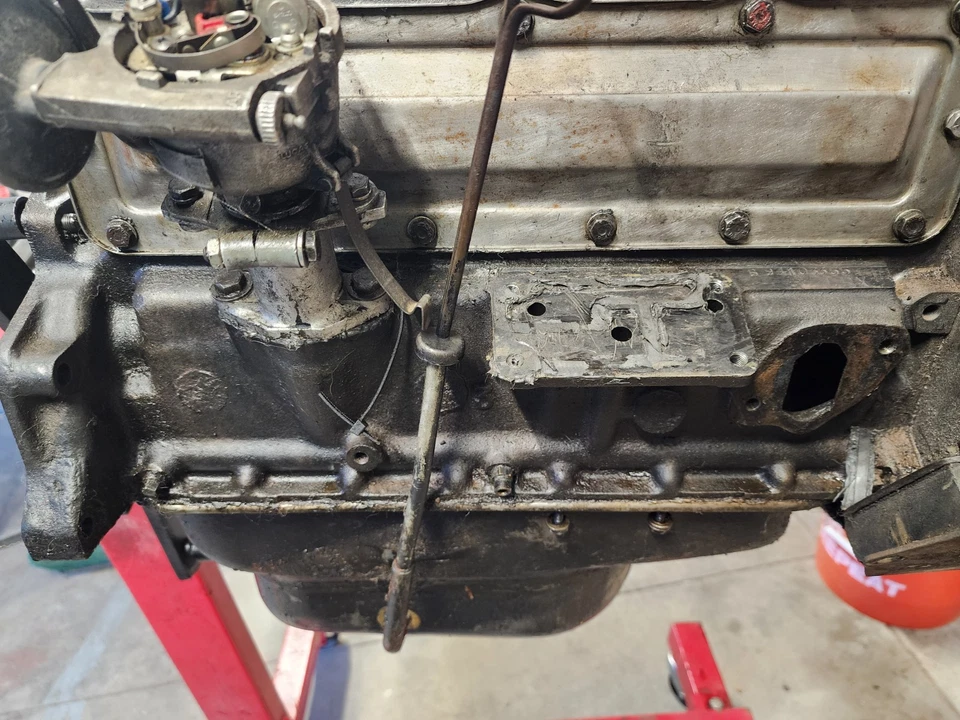 Motor Sunbeam Alpine 4 cilindros usado serie 4 Foto 3 de 4