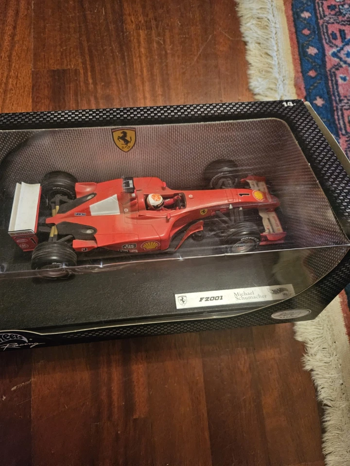 Hot Wheels Ferrari F2001 #1 Michael Schumacher World Champion 2001 - Immagine 2 di 4