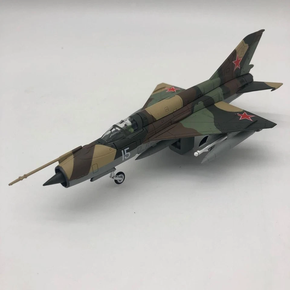 Modello pressofuso dell'aereo MIG-21 in scala 1:72 e supporto espositivo per - Immagine 2 di 4