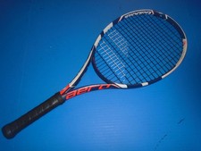 Babolat Pure Aero JR 26 Roland Garros Tennis Racquet. 4 0/8. 26". 9.6 oz.