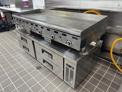 #ad Vulcan MSA 72 101 72quot; Countertop Natural Gas Griddle with Snap Action Thermostat $4800.00