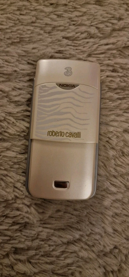 Nokia 6680 - Creme- Sonderedition Handy - Bild 2 von 4