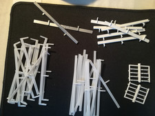 Straßenpfosten und Leitplanken, insgesamt 52 Teile ohne OVP  (76)