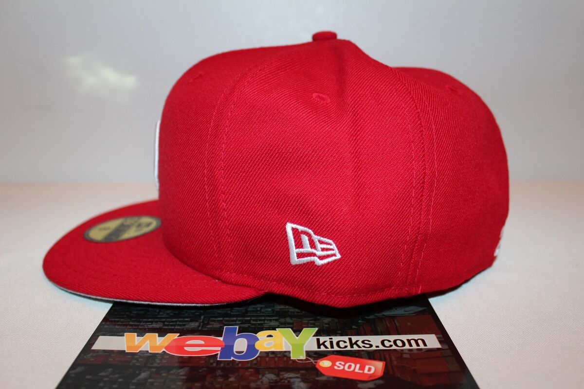 New Era Supreme New York Heart Red White Size 8 Fitted Cap New Era Supreme New York Heart Red White Size 8 Fitted Cap