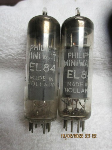 2  philps miniwatts amperex mullard EL84 tubes 