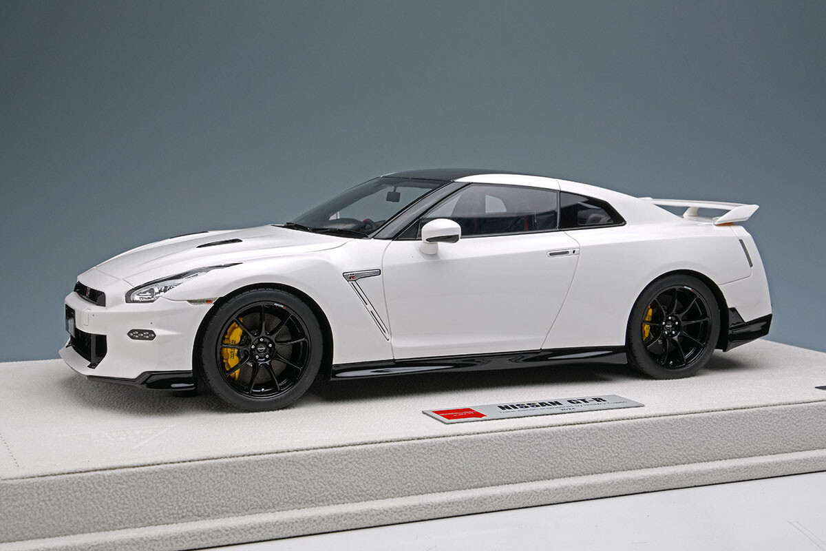 EIDOLON 1/18 NISSAN GT-R Track edition engineered by NISMO T EIDOLON 1/18 NISSAN GT-R Track edition engineered by NISMO T