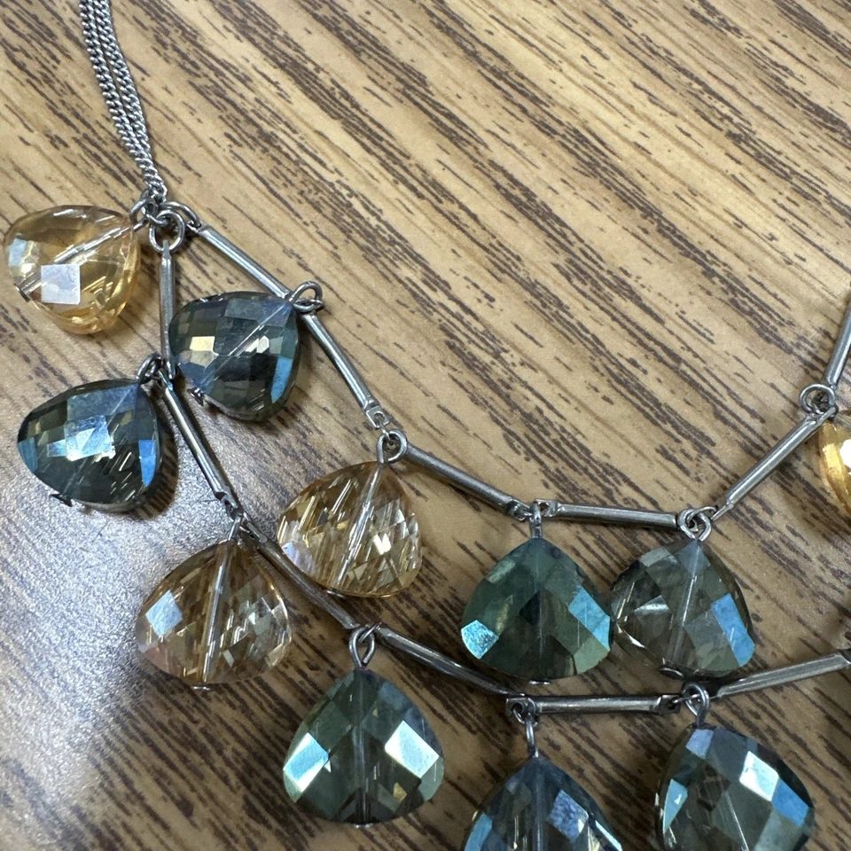 Collar de vidrio Kenneth Cole AB vidrio facetado 2 hilos tono plata etiqueta llamativa Foto 3 de 4