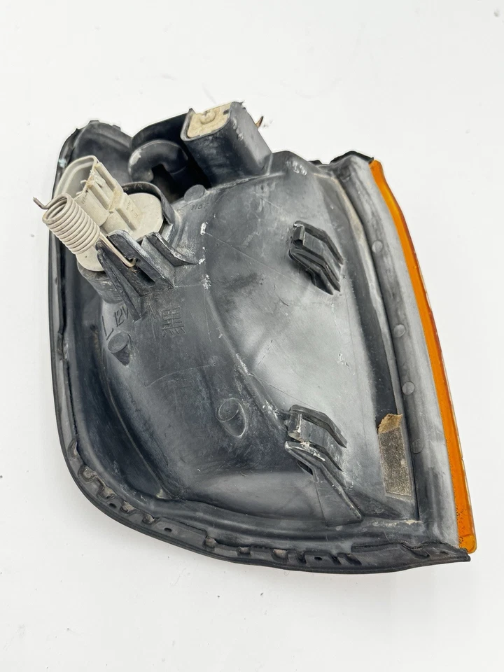 91-97 OEM Mitsubishi Montero Conjunto de lámpara de luz de esquina delantera izquierda 210-37749 LH Foto 4 de 4