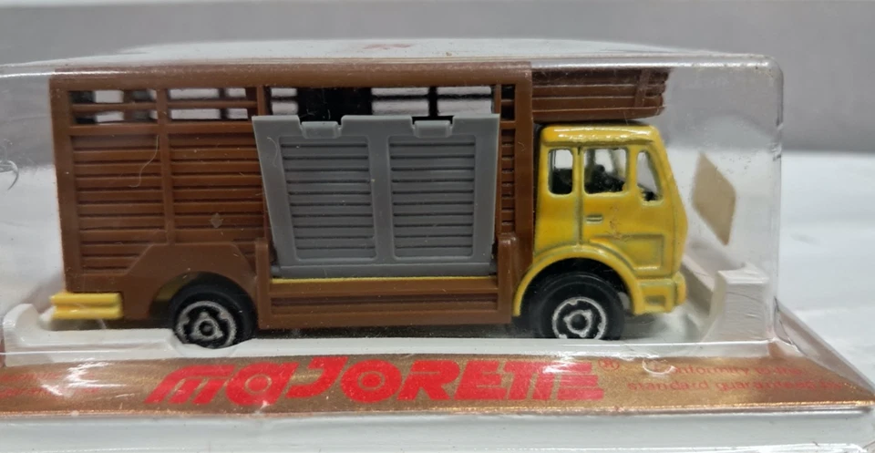 MAJORETTE 1/64 - MERCEDES PORTA BESTIAME N° 254 MADE IN FRANCE ANNI 80 - Immagine 3 di 4