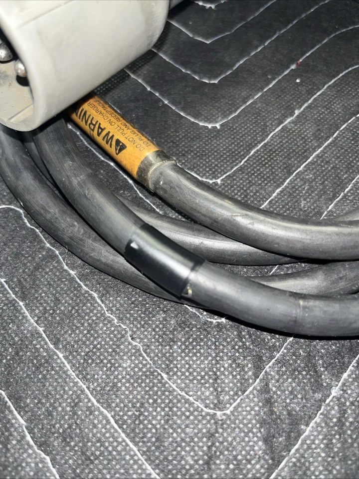 Cargador de batería para carro de golf Club Car PowerDrive 2 48V 13A modelo 22110 ¡NiCE estado!! Foto 4 de 4