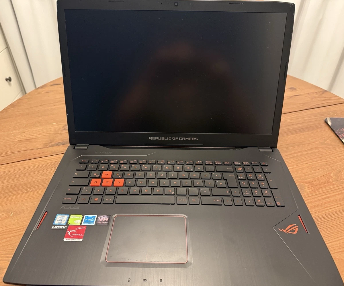 Portátil para juegos ASUS ROG GL702VM 17,3" i7-6700HQ 32GB RAM 256GB SSD GTX1060