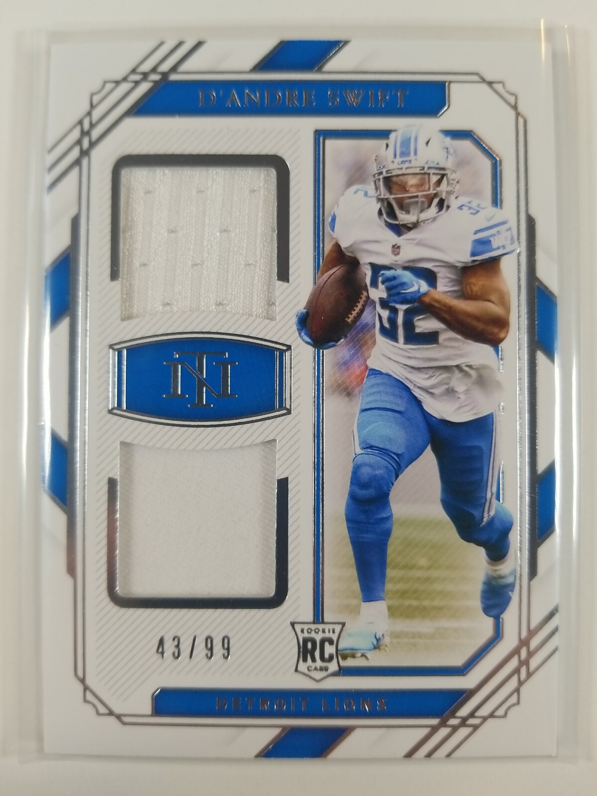 D'Andre Swift Panini National Treasures Rookie Dual Materials #DS Base