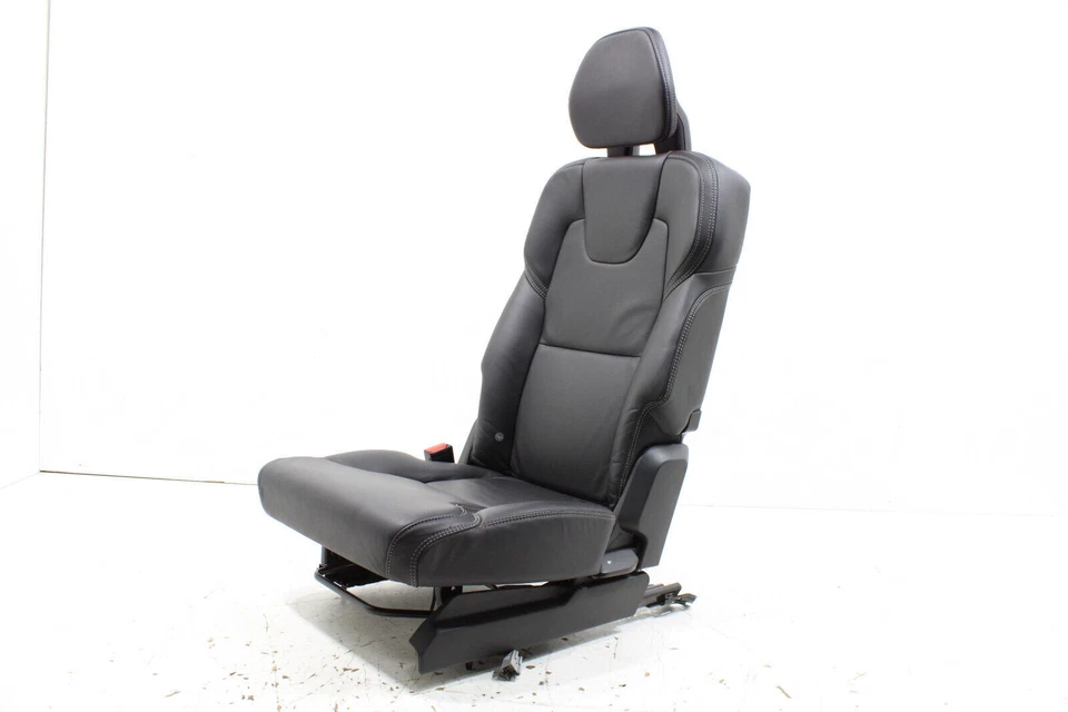 2016 - 2017 VOLVO XC90 REAR 2ND ROW RIGHT SIDE SEAT COMPLETE OEM - Image 3 of 4