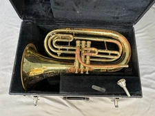 QUALITY! KING U.S.A. MODEL 1124 MARCHING BARITONE HORN + MOUTHPIECE + CASE