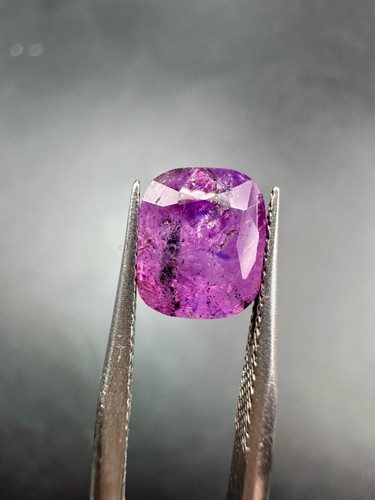 2.8 Ct Natural Pink Sapphire – Cushion Cut, Vivid Color, Untreated Gemstone - Picture 11 of 12