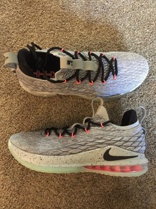 lebron 15 low grey