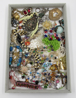 VTG Craft Jewelry Job Lot Repair Repurpose Some Wearable 2 LBS Parts Pieces