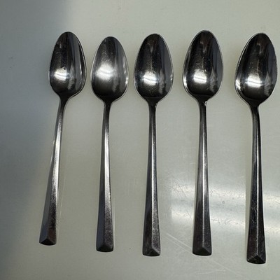 Reed & Barton Rebacraft Crest Stainless Flatware 5 Teaspoons Korea Replacement